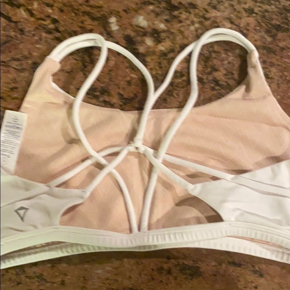 Ivviva sports bra
